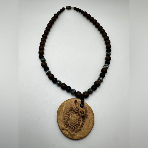 16" Vintage ceramic owl pendant with some gray agate beaded necklace! - Picture 4 of 9